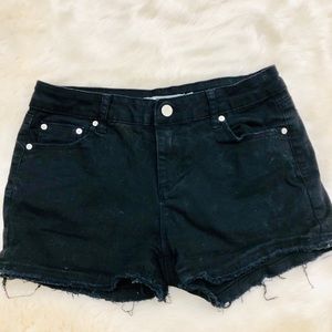 Black children’s jeanshorts